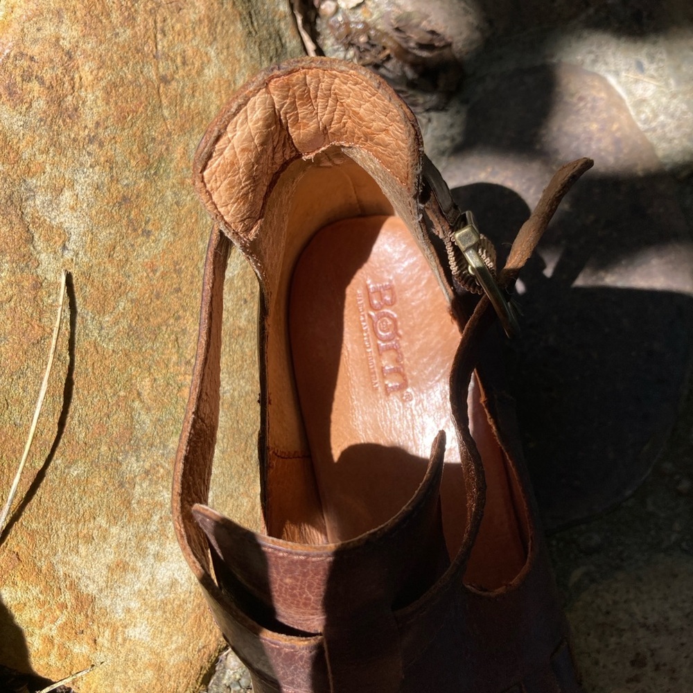 Born Viveka woven western brass buckle bootie size 7.5 - Picture 4 of 15